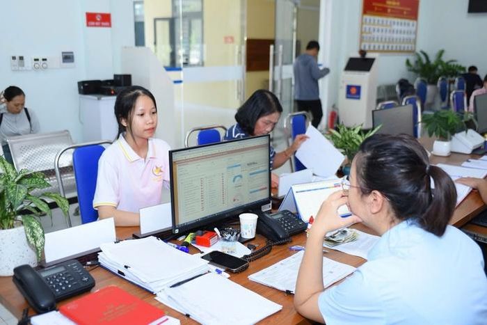 Theo đánh giá, việc ứng dụng công nghệ số giúp cắt giảm nhiều khâu trung gian, rút ngắn từ 30 - 50% thời gian giải quyết đối với nhiều thủ tục hành chính