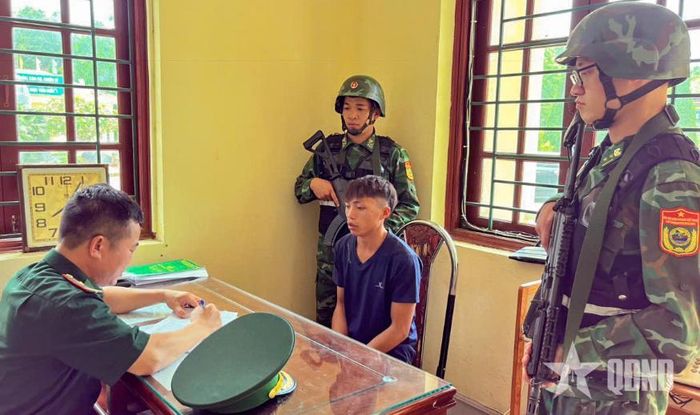  Đối tượng trong đường dây đưa người khác xuất cảnh trái phép bị Bộ đội Biên phòng tỉnh Lào Cai bắt giữ. Ảnh do đơn vị cung cấp