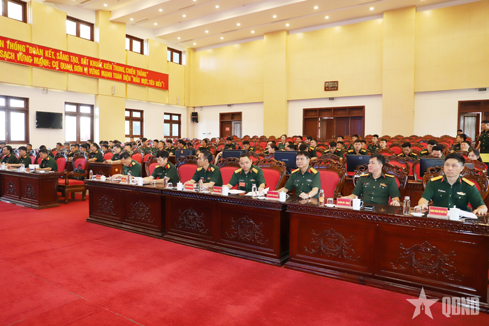 Các đại biểu dự hội thi. 