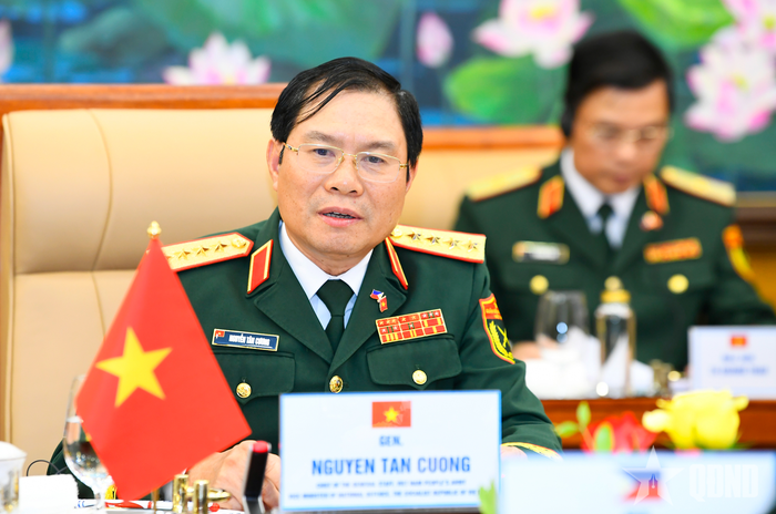  Đại tướng Nguyễn Tân Cương tại hội đàm. Ảnh: TUẤN HUY 