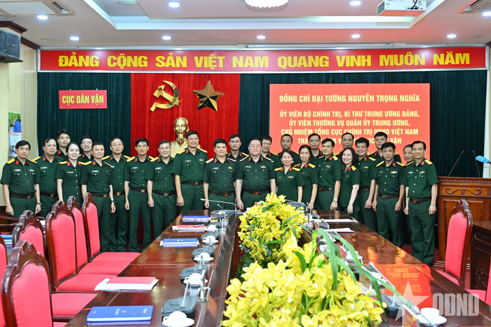  Đại tướng Nguyễn Trọng Nghĩa thăm, làm việc với Cục Dân vận. 