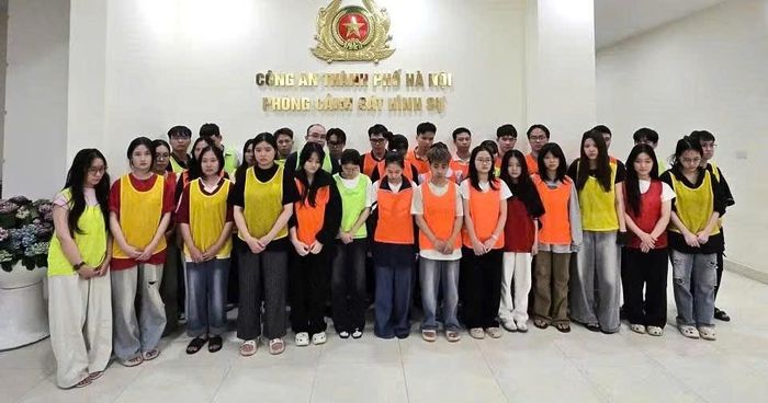 Nhóm đối tượng liên quan đến vụ án bị cơ quan Công an bắt giữ.