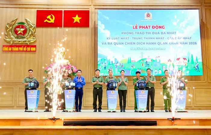 Nghi thức ra mắt Ban chỉ huy Chiến dịch Hành quân xanh năm 2026 