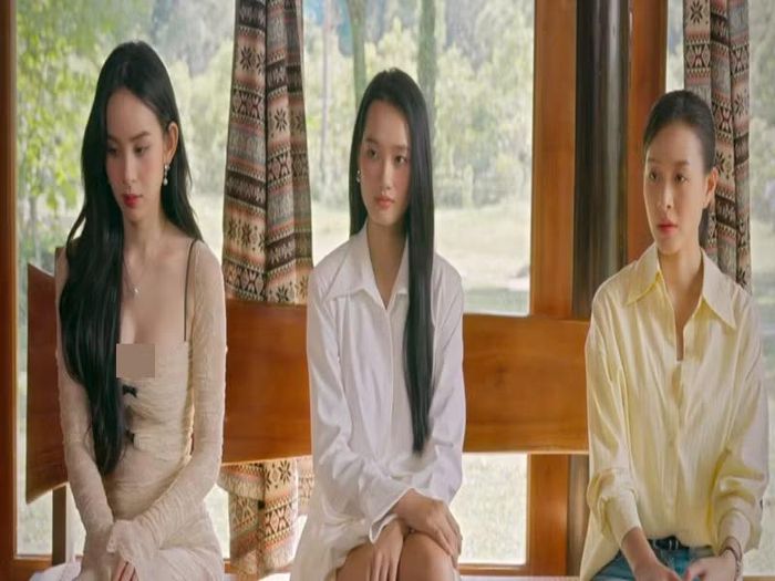 Giới thiệu về nhân vật, Hương Liên chia sẻ: “Em Hương Liên trong một phiên bản khác mang tên Linh Anh – một cô gái tham gia cuộc thi nhan sắc. Bộ phim Lời hứa đầu tiên phát sóng lúc 20h các ngày thứ Năm, thứ Sáu trên VTV3 từ ngày 16/4". Ảnh: Thế Giới Điện Ảnh.
