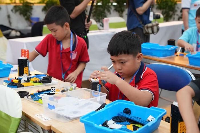 Học sinh thi đấu tại Vòng Chung kết cuộc thi Robotics quốc tế STEAMCUP Asia 2026.