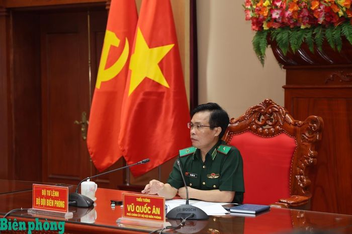 Thiếu tướng Vũ Quốc Ân, Phó Chính ủy Bộ đội Biên phòng chủ trì buổi làm việc. Ảnh: Xuân Khoa