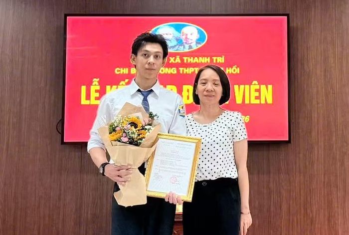 Nguyễn Đức Minh trở thành đảng viên ở tuổi 18. Ảnh: BTC