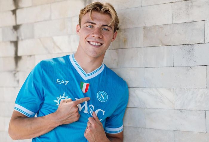 MU bán Hojlund cho Napoli - Ảnh: Sky Sports