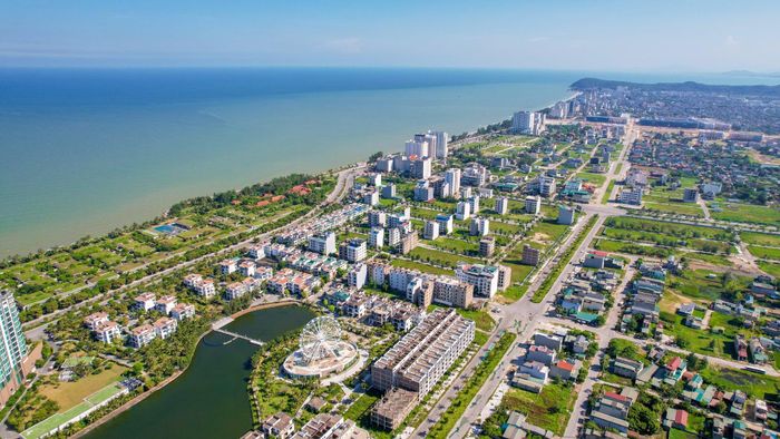 Du lịch, kinh tế biển được xác định là những lĩnh vực mũi nhọn