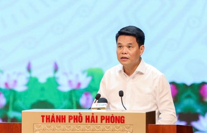  Ông Lê Ngọc Châu, Ủy viên Trung ương Đảng, Bí thư Thành ủy Hải Phòng phát biểu tại Hội nghị sơ kết 1 năm vận hành mô hình tổ chức tổng thể của hệ thống chính trị, mô hình chính quyền địa phương 2 cấp.