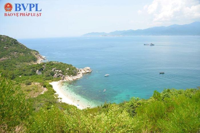 Bãi Con Rùa trên đảo Bình Ba. Ảnh: NH.