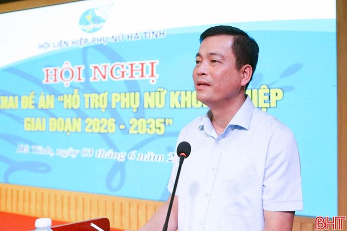 Chủ tịch Ủy ban MTTQ tỉnh Nguyễn Thành Đồng phát biểu chỉ đạo hội nghị.