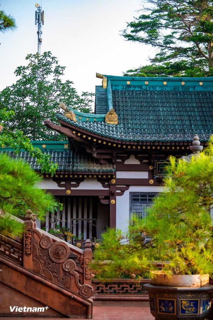 Mỗi chi tiết tại chùa Minh Thành là một điểm độc đáo khác biệt mà khiến bất cứ du khách nào đến đây cũng đều phải mất một khoảng thời gian mới khám phá hết. (Ảnh: Minh Sơn/Vietnam+)