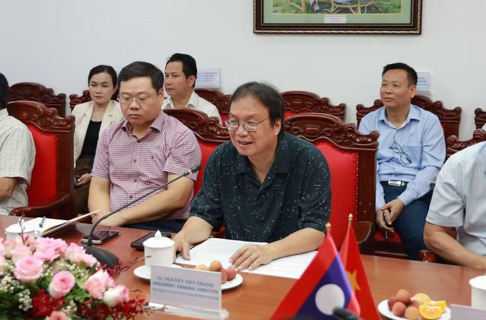 Ông Nguyễn Tiến Thanh - Tổng Giám đốc Nhà xuất bản Giáo dục Việt Nam phát biểu tại buổi làm việc. (Ảnh: Vietnam+)