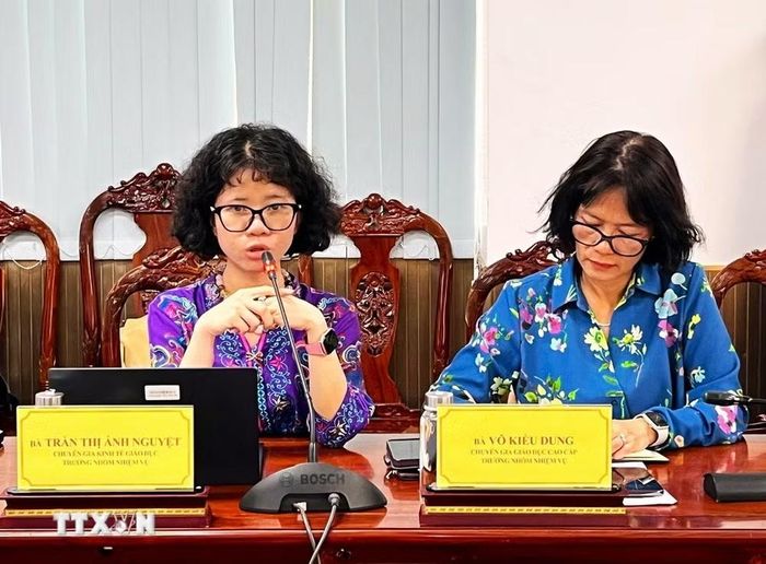 Bà Trần Thị Ánh Nguyệt, Chuyên gia Kinh tế Giáo dục, Trưởng nhóm nhiệm vụ, phát biểu tại buổi làm việc. (Ảnh: Ánh Tuyết/TTXVN)