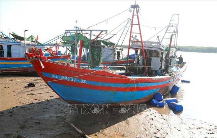 Sau sự cố xổ lỗ nước bị chìm do chịu sự tác động mạnh của sóng lớn, tàu cá mang số hiệu NA-90751-TS đã bị cuốn trôi hoặc hỏng hóc nhiều bộ phận; kết cấu, độ chắc chắn của khung sườn ca-bin (buồng lái) và khoang thuyền đã yếu đi nhiều.