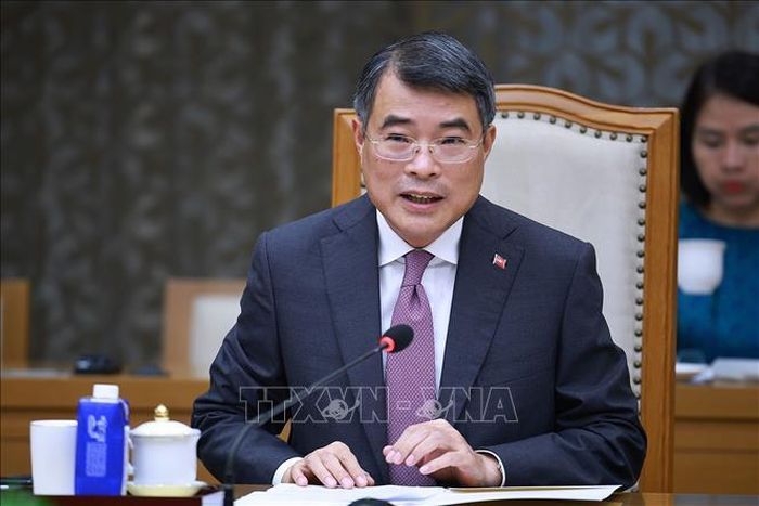 Thủ tướng Lê Minh Hưng phát biểu tại cuộc tiếp Bộ trưởng Ngoại giao Cộng hòa Angola Téte António. Ảnh: Dương Giang/TTXVN