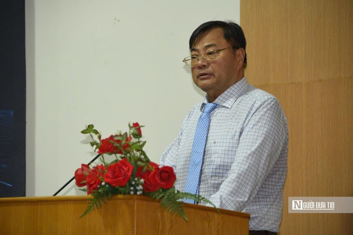 Ông Nguyễn Văn Vũ, Phó Giám đốc Sở Tư pháp phát biểu đề dẫn.
