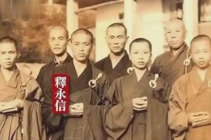 Thích Vĩnh Tín khi mới đến chùa Thiếu Lâm. Ảnh: Sohu.