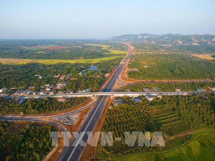 Gói thầu số 3, Cao tốc Khánh Hòa – Buôn Ma Thuột do Công ty Cổ phần Xây dựng và Lắp máy Trung Nam thi công. Ảnh: TTXVN phát