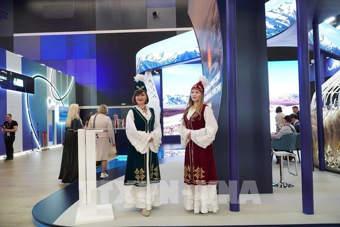 Một gian trưng bày tại SPIEF. Ảnh: Tâm Hằng-Phóng viên TTXVN tại LB Nga 