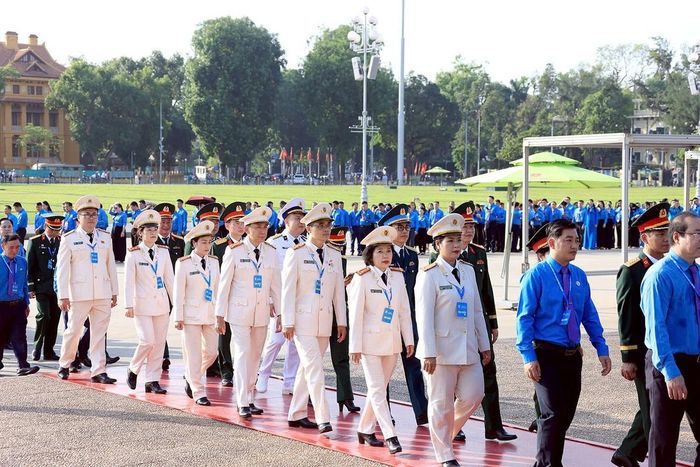 780 đại biểu chính thức đại diện cho gần 10 triệu đoàn viên trên cả nước tham dự Đại hội XIV Công đoàn Việt Nam, nhiệm kỳ 2026 - 2031.