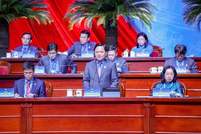 Ủy viên TƯ Đảng, Phó Chủ tịch UBTƯ MTTQ Việt Nam, Chủ tịch Tổng LĐLĐ Việt Nam Nguyễn Anh Tuấn phát biểu tại Đại hội