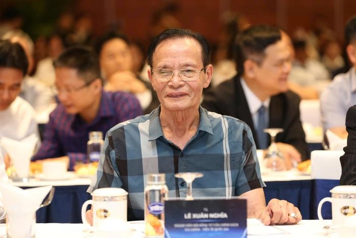 TS. Lê Xuân Nghĩa