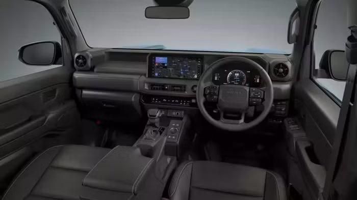 Nội thất bên trong Toyota Land Cruiser FJ