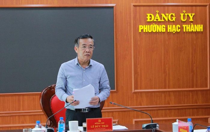 Bí thư Tỉnh ủy Lê Đức Thái phát biểu kết luận buổi làm việc.