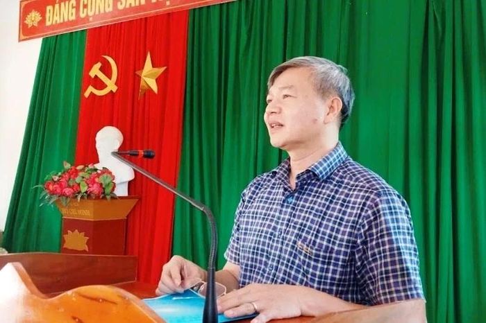 Giám đốc Sở Tư pháp Mai Xuân Bình phát biểu tại buổi sinh hoạt.