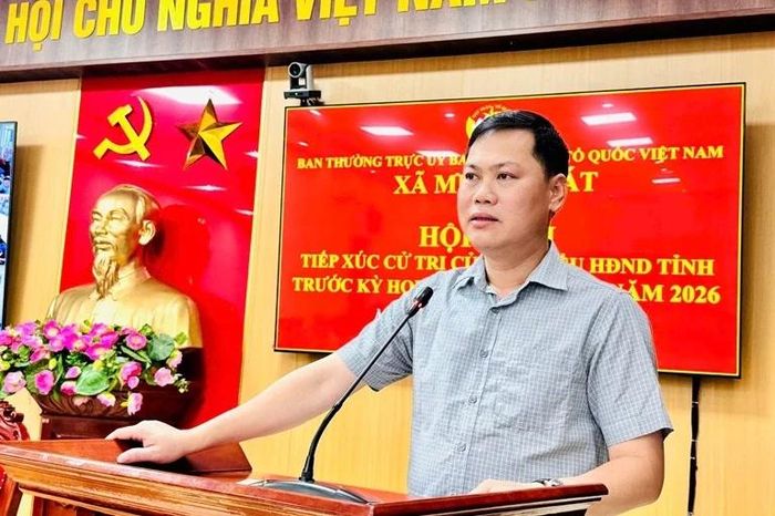 Đại biểu Trịnh Văn Thế, Phó Giám đốc Sở Tư pháp phát biểu tại hội nghị.