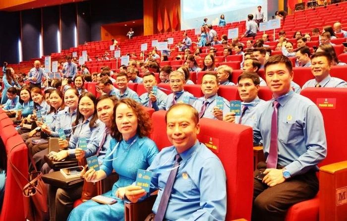 Đoàn đại biểu Công đoàn Thanh Hóa tại nghị trường.