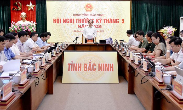  Các đại biểu tham dự hội nghị thường kỳ của UBND tỉnh tháng 5. 
