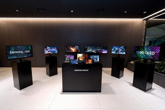 Samsung Display ra mắt OLED siêu mỏng cho laptop