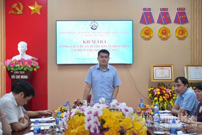 Trưởng đoàn phát biểu kết luận tại buổi kiểm tra