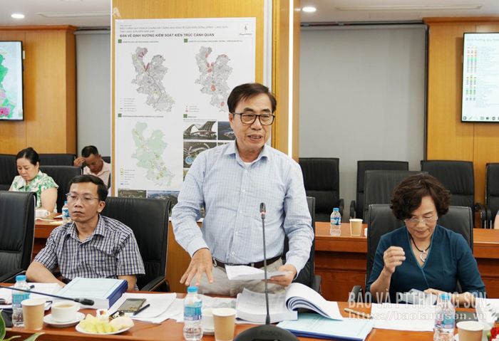 Thành viên Hội đồng thẩm định Quy hoạch phát biểu tại hội nghị