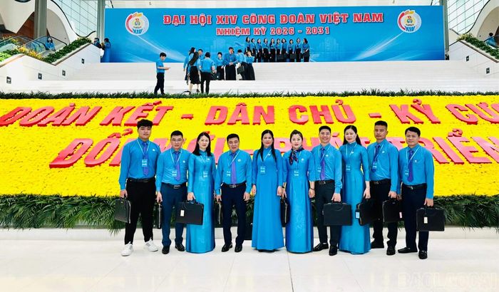Đoàn đại biểu Công đoàn tỉnh Lào Cai tham dự Đại hội Công đoàn Việt Nam lần thứ XIV.