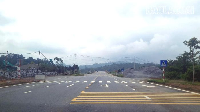 Tuyến đường được đầu tư đồng bộ, hiện đại.