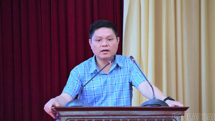 Đại diện Sở Xây dựng phát biểu tại hội nghị.