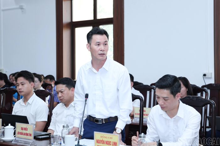 Đại biểu phát biểu thảo luận tại hội nghị.