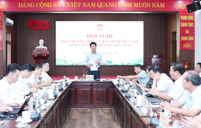 Đồng chí Nguyễn Thế Phước - Phó Bí thư Tỉnh ủy, Chủ tịch Ủy ban MTTQ Việt Nam tỉnh phát biểu kết luận hội nghị.