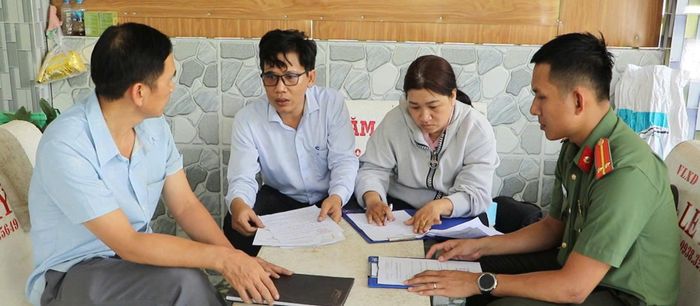 Lực lượng chức năng đã lập biên bản vi phạm hành chính đối với ông Đ. về hành vi vi phạm trong lĩnh vực khám bệnh, chữa bệnh.