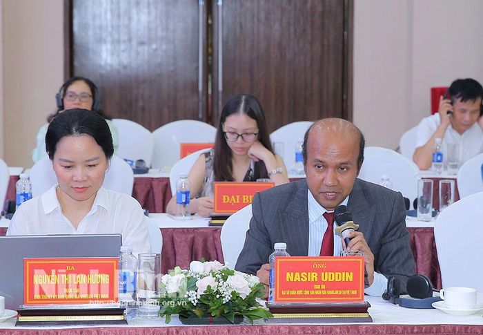 Ông Nasir Uddin, Tham tán Đại sứ quán Nước Cộng hòa Nhân dân Bangladesh tại Việt Nam phát biểu tại Tọa đàm.