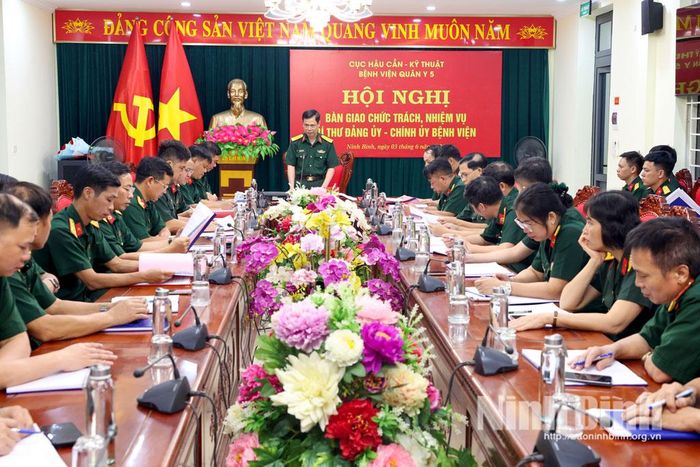Quang cảnh hội nghị.