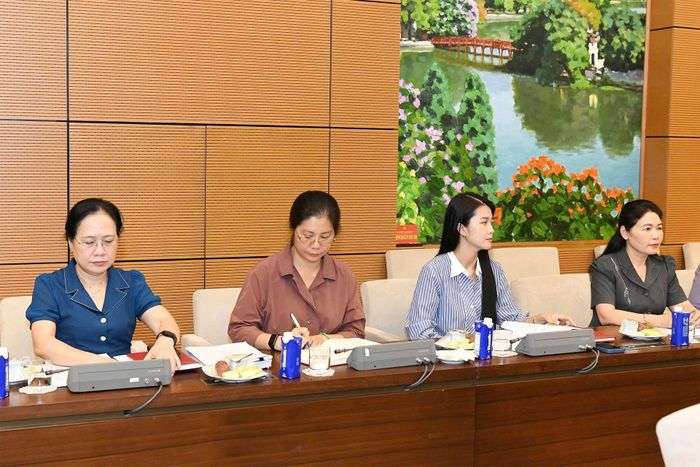 Các đại biểu dự Hội nghị
