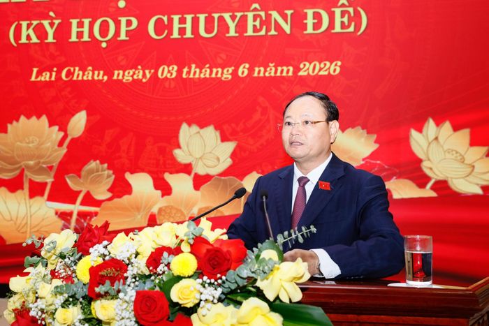 Bí thư Tỉnh ủy, Chủ tịch HĐND tỉnh Lai Châu Lê Minh Ngân phát biểu khai mạc kỳ họp