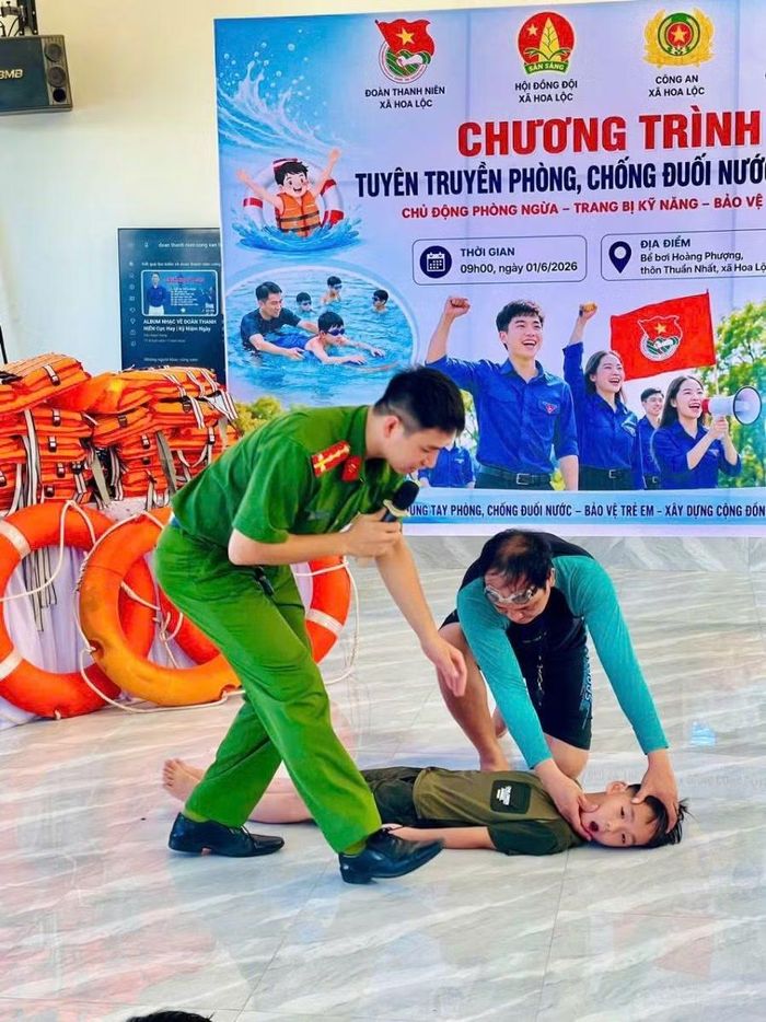 Tình huống giả định sơ cứu trẻ bị đuối nước.