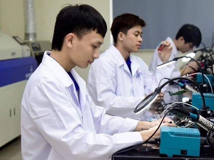 Cần có cơ chế đột phá, thu hút và trọng dụng nhân tài.