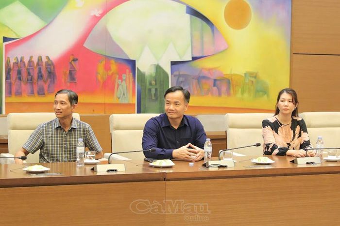 Các đại biểu tham dự buổi gặp mặt